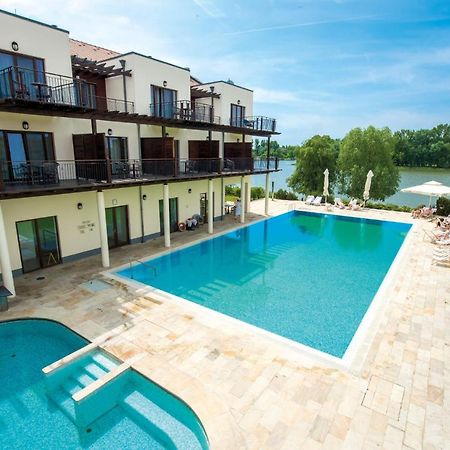 Tisza Balneum Hotel Tiszafüred Екстериор снимка