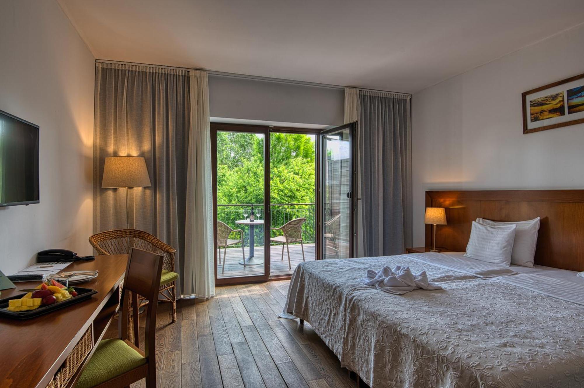 Tisza Balneum Hotel Tiszafüred Екстериор снимка