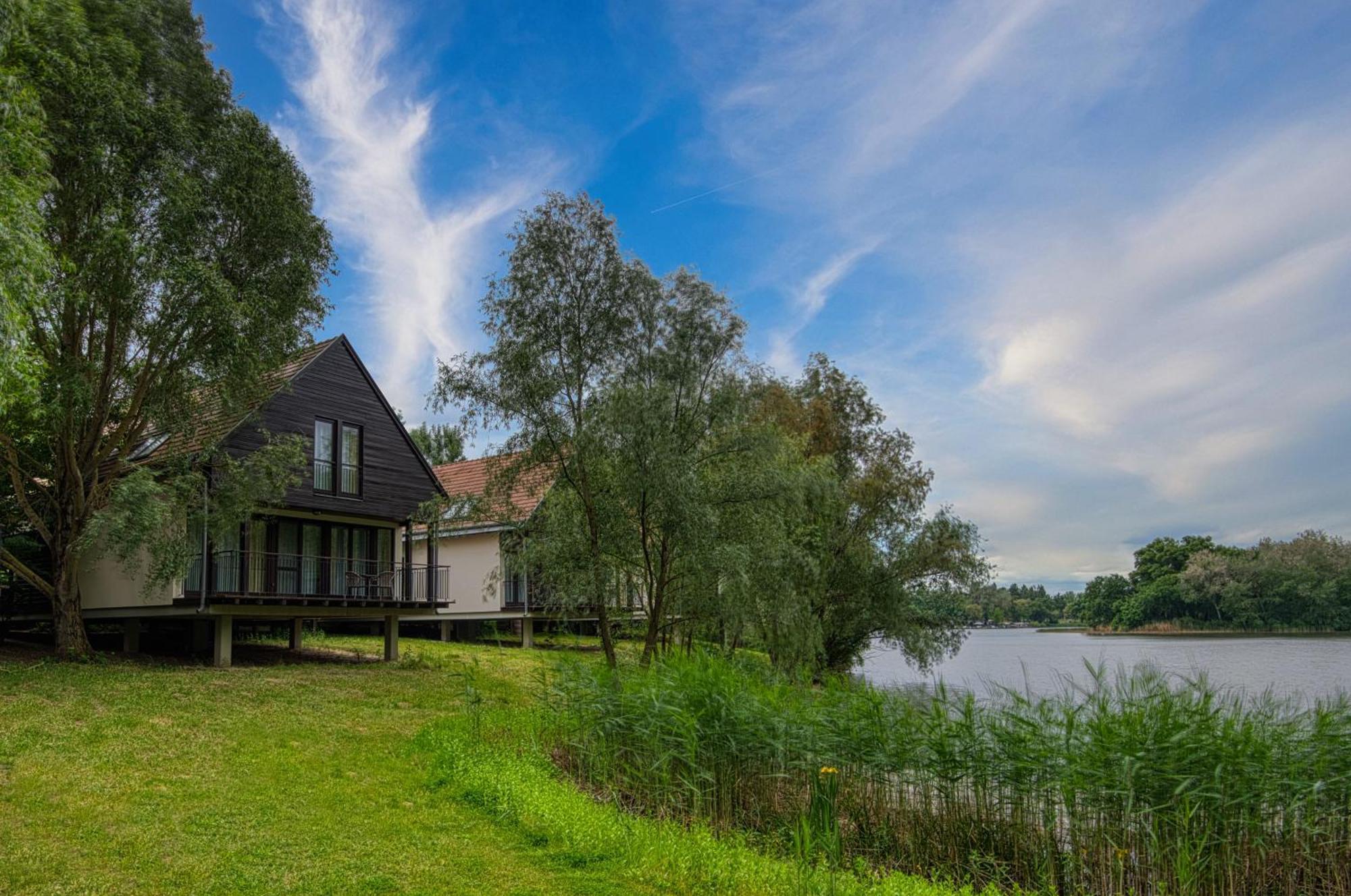 Tisza Balneum Hotel Tiszafüred Екстериор снимка