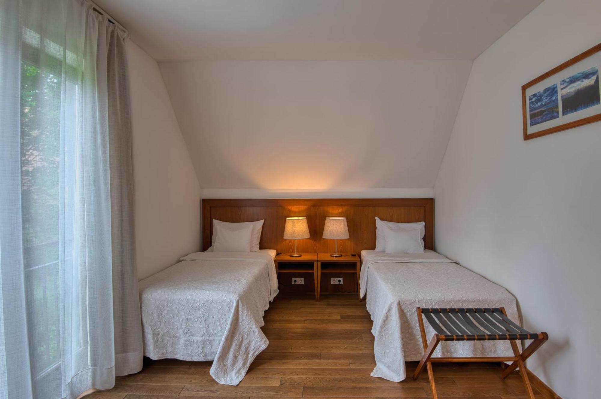 Tisza Balneum Hotel Tiszafüred Екстериор снимка