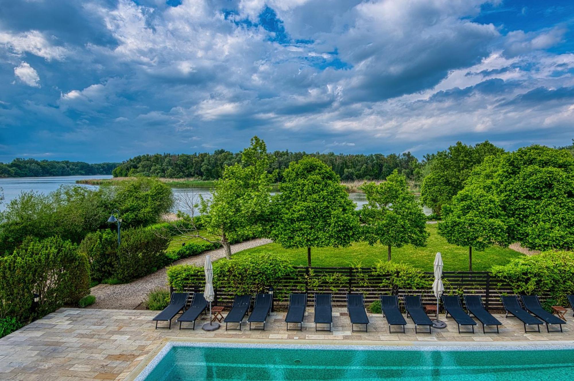Tisza Balneum Hotel Tiszafüred Екстериор снимка