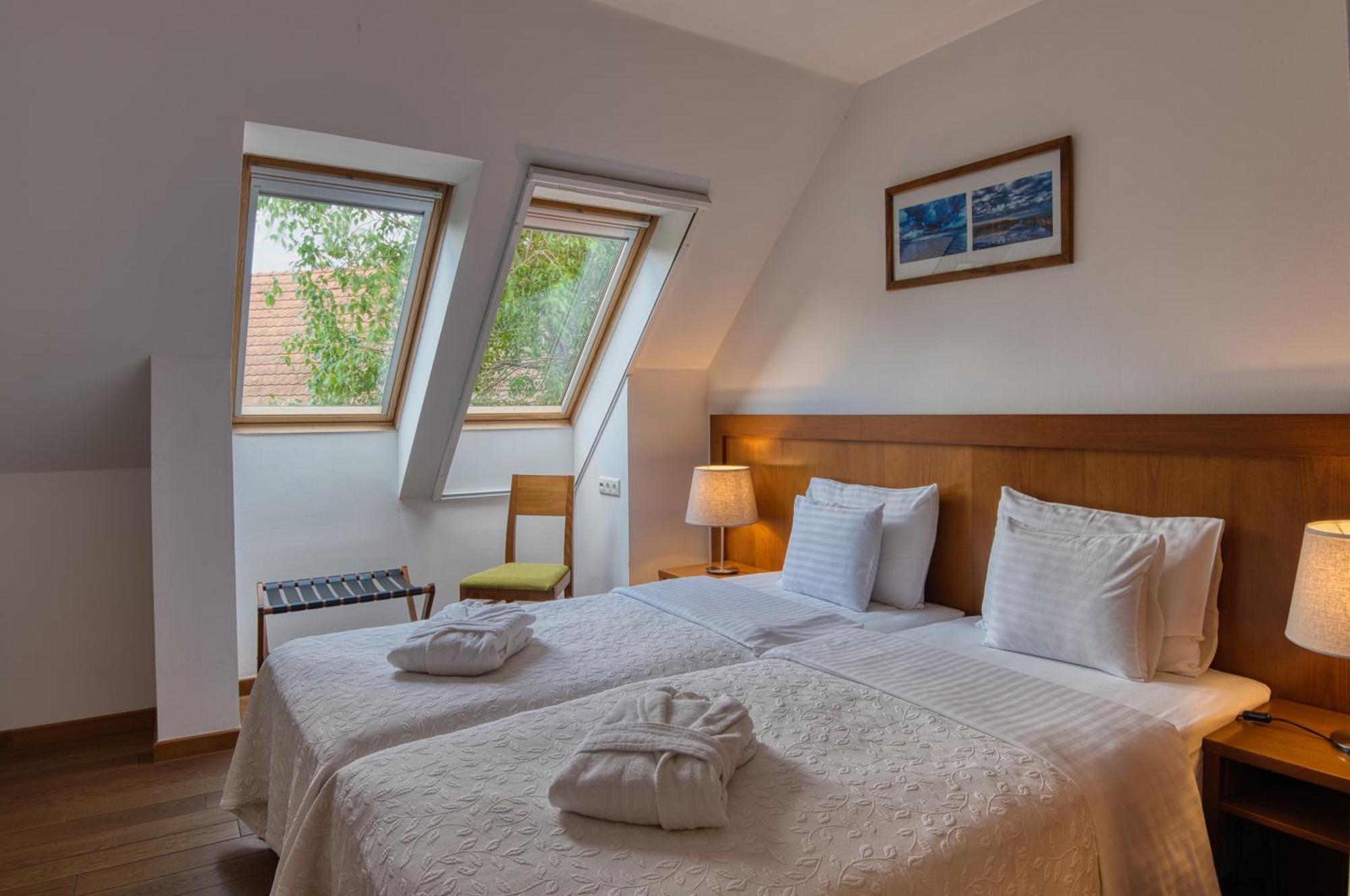 Tisza Balneum Hotel Tiszafüred Екстериор снимка